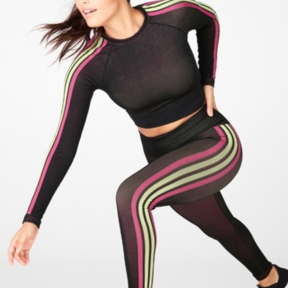 Aisley Seamless Long-Sleeve Crop Top and High Waisted Pants Set